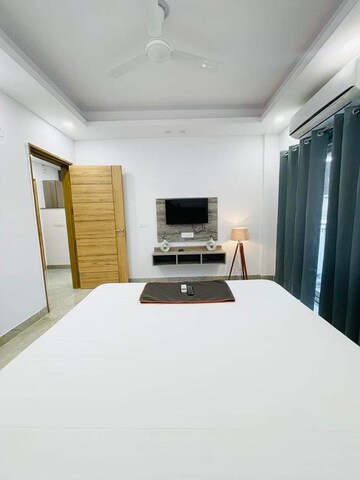 Living Room in 2.5 BHK Apartment at Rohini Sector 13 – for Rent