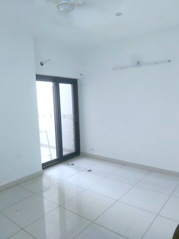 Room in 4 BHK Apartment at Azeagaia Botanica, Vrindavan Yojna – for Sale