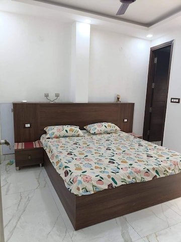 2 BHK Apartment For Rent in Rohini Sector 10 Delhi  7713568