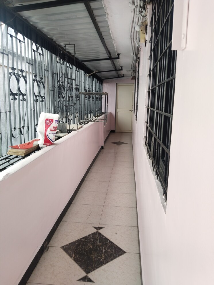 Balcony, bhawani-housinng-society 2 Bedroom 900 Sq.Ft. Apartment In Bhawani Peth Pune 7713749