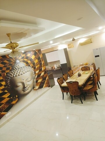 Parking in 4 BHK Builder Floor at Palam Vihar – for Rent