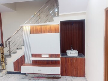 Furnished Amenities in 3 BHK Villa at Kalwar Road – for Sale