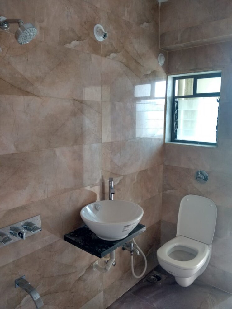 Bathroom, cosmos-horizon-phase-2 3 Bedroom 980 Sq.Ft. Apartment In Pokhran Road No Two Thane 7713935