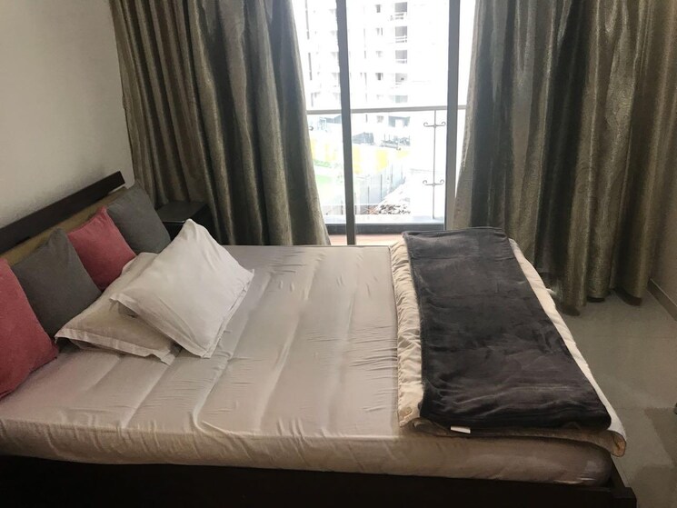 Bedroom, lodha-splendora-platino 3 Bedroom 1005 Sq.Ft. Apartment In Ghodbunder Road Thane 7713983