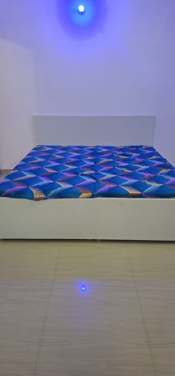 रेसिडेंशियल बिल्डर फ्लोर वर्ग यार्ड फॉर रेंट इन उत्तम नगर दिल्ली  7714070