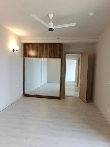 Room in 2 BHK Apartment at M3M Heights, Sector 65 – for Sale