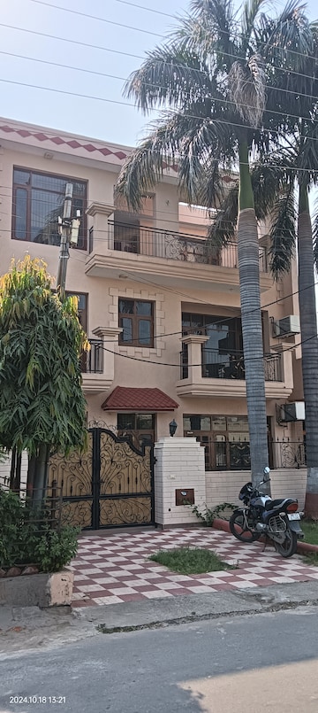 6 BHK Independent House For Resale in Panchkula Urban Estate Panchkula  7714090