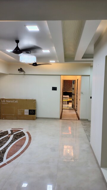 Furnished Amenities in 3 BHK Apartment at Chaitanya Tower, Prabhadevi – for Rent