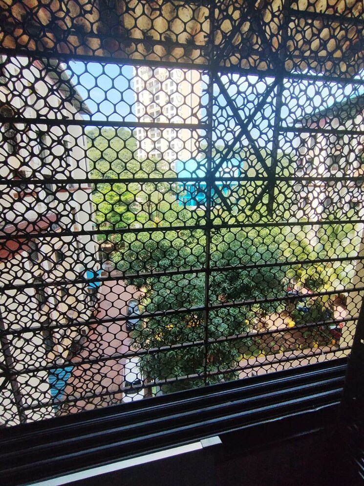 Garden, rosewood-prestige-residency 1 Bedroom 425 Sq.Ft. Apartment In Ghodbunder Road Thane 7714225