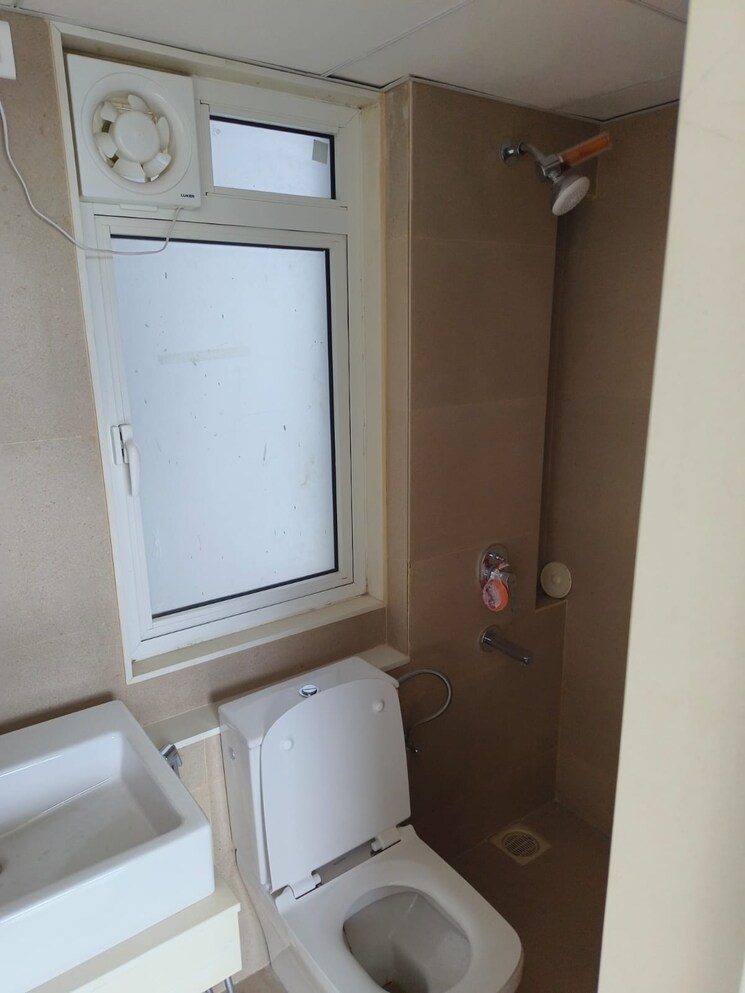 Bathroom, tata-serein 1 Bedroom 446 Sq.Ft. Apartment In Pokhran Road No Two Thane 7714414