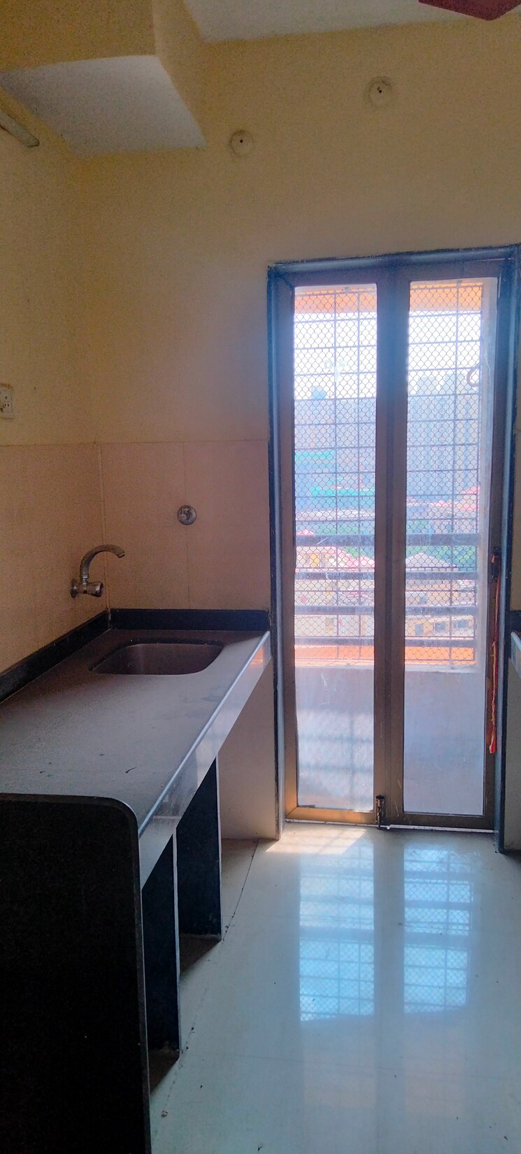 Bathroom, hubtown-greenwoods-d-wing 2 Bedroom 526 Sq.Ft. Apartment In Vartak Nagar Thane 7714446