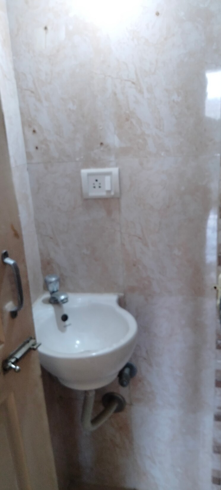 Bathroom, hubtown-greenwoods-d-wing 2 Bedroom 526 Sq.Ft. Apartment In Vartak Nagar Thane 7714446