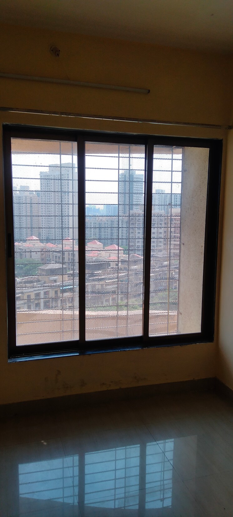 Room, hubtown-greenwoods-d-wing 2 Bedroom 526 Sq.Ft. Apartment In Vartak Nagar Thane 7714446