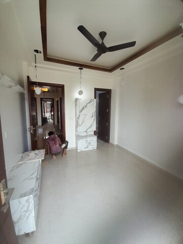 3 BHK Builder Floor For Sale in BPTP District 3, Sector 85