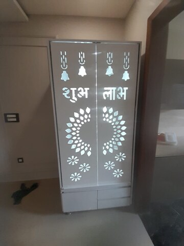 Furnished Amenities in 3 BHK Builder Floor at Sector 85 – for Sale