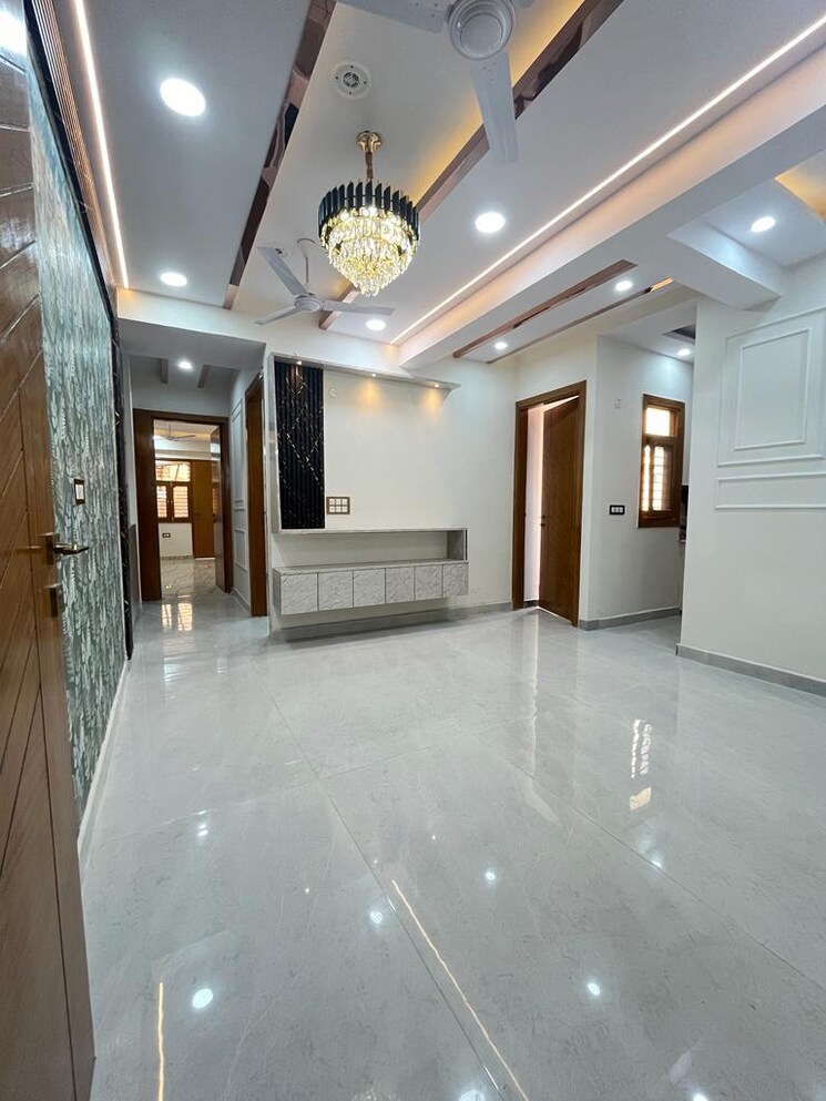 Room, sector 82 1 Bedroom 650 Sq.Ft. Builder Floor In Sector 82 Noida 7714593