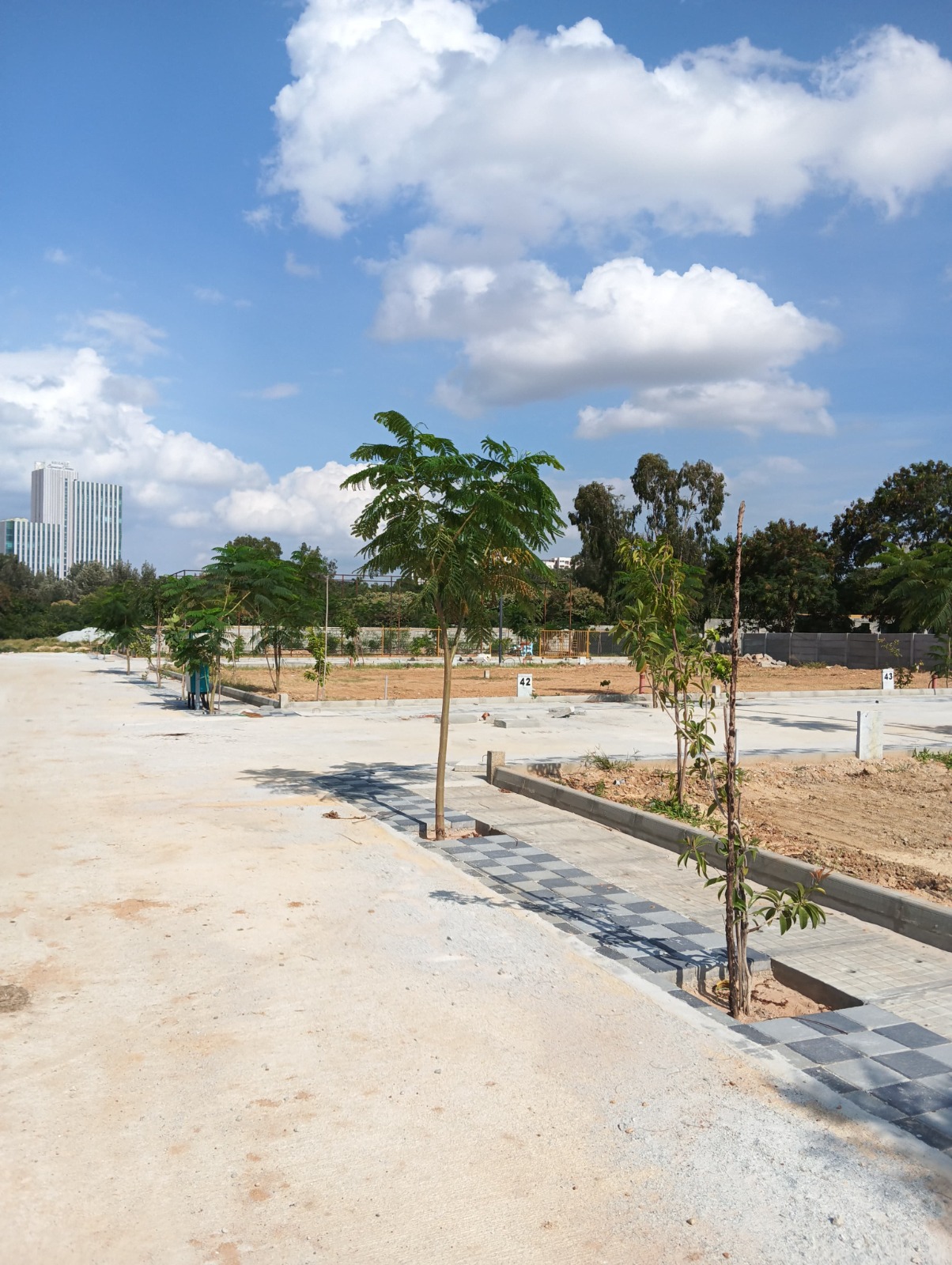 Resale 1000 Sq.Ft. Plot in Medahalli Bangalore 7714774