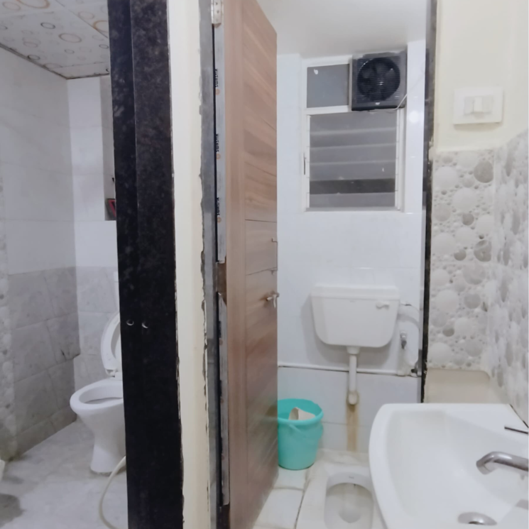 Bathroom, sahil-pride 1 Bedroom 700 Sq.Ft. Apartment In Yewalewadi Pune 7714817