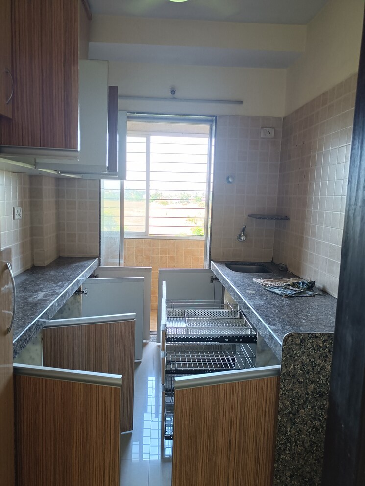 Kitchen, veena-velocity-phase-ii 2 Bedroom 1045 Sq.Ft. Apartment In Vasai West Palghar 7715139
