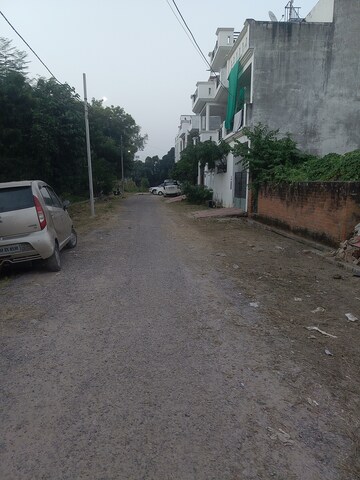  Plot – Exterior View View at Gomti Nagar - for Sale