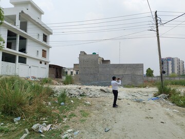  Plot – Exterior View View at Gomti Nagar - for Sale