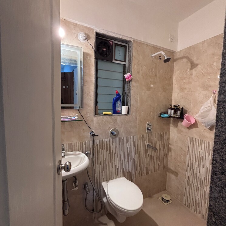 Bathroom, bg-shirke-monte-verita-east-tower 1 Bedroom 380 Sq.Ft. Apartment In Trimurty Nagar Mumbai 7715323