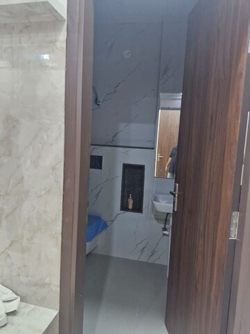 रेसिडेंशियल बिल्डर फ्लोर वर्ग फुट फॉर रेंट इन निति खंड ग़ाज़ियाबाद  7715398