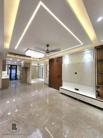 Living Room in 3.5 BHK Builder Floor at SS Southend Floors, South City 2 – for Sale