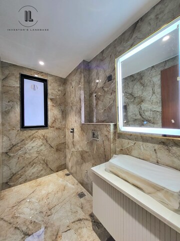 Bathroom in 3.5 BHK Builder Floor at SS Southend Floors, South City 2 – for Sale