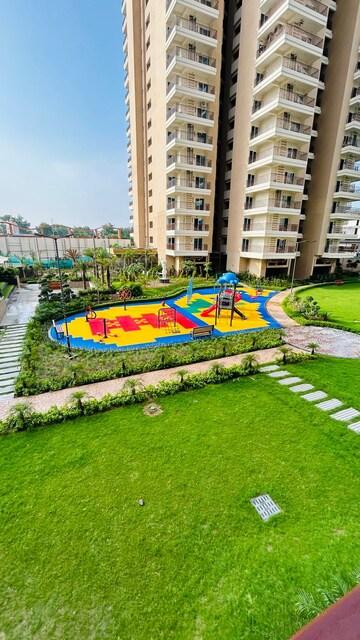 Master Plan in 3 BHK Apartment at SG Shikhar Height, Siddharth Vihar – for Sale