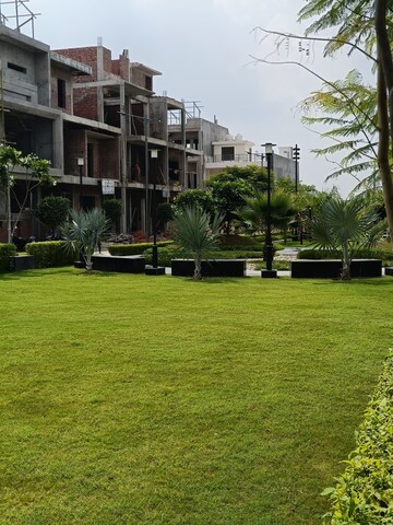   Plot at Ahmamau – for Sale