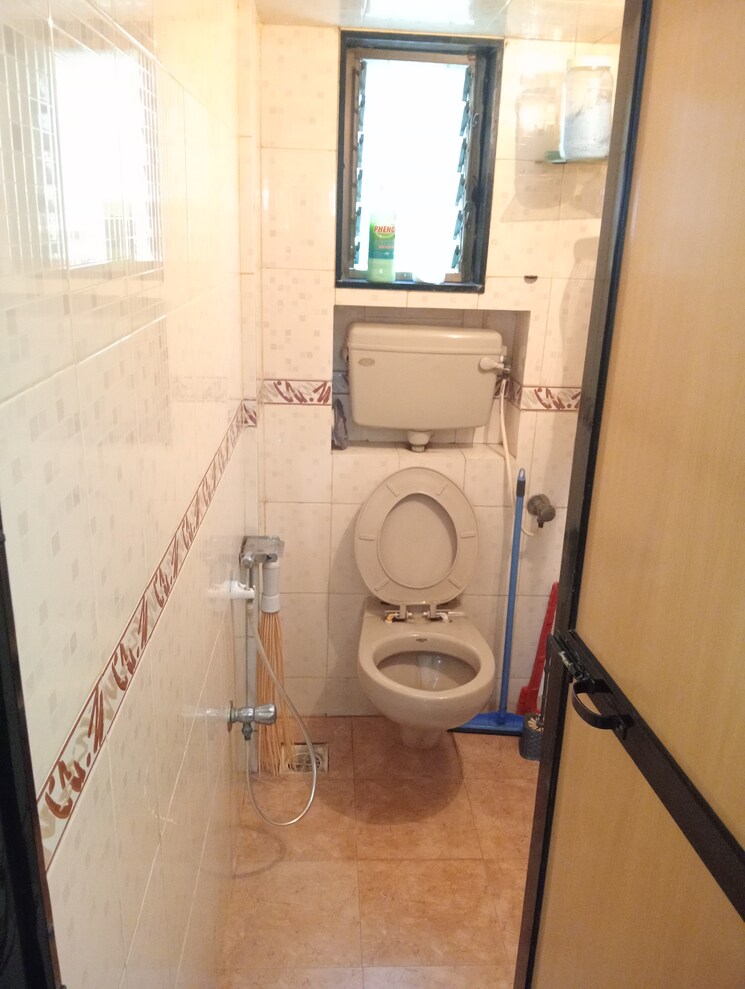 Bathroom, hawa-apartments 3 Bedroom 985 Sq.Ft. Apartment In Andheri East Mumbai 7715860