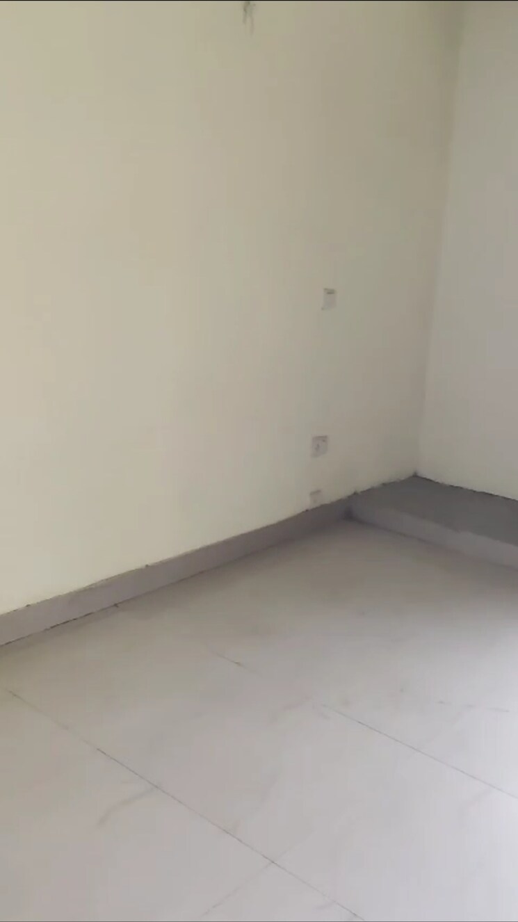 Room, srs-royal-hills 2.5 Bedroom 1133 Sq.Ft. Apartment In Sector 87 Faridabad 7715884