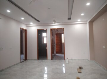 Room in 2 BHK Independent House at Sector 23 – for Rent