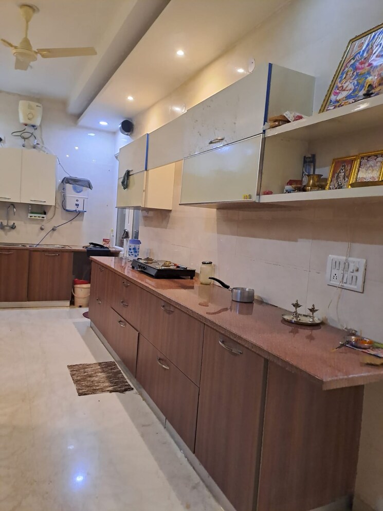 Kitchen, sector 23a 2 Bedroom 1472 Sq.Ft. Builder Floor In Sector 23a Gurgaon 7715996