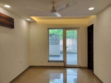Room in 2 BHK Builder Floor at Palam Vihar – for Rent