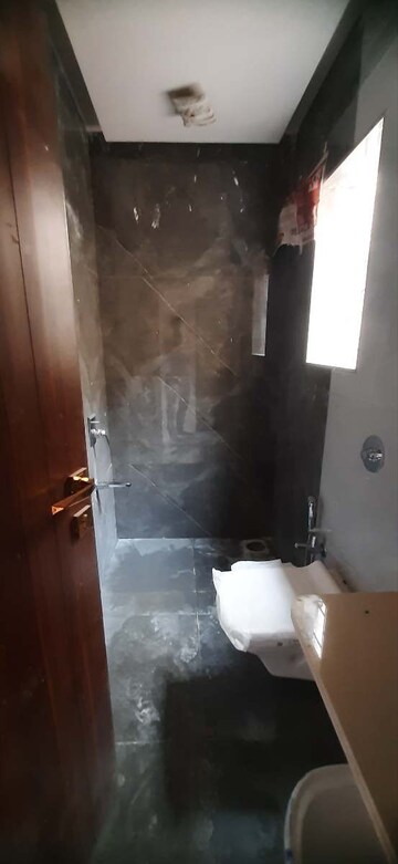 Furnished Amenities in 1 BHK Apartment at Vijayraj Alok Apartment, Vile Parle East – for Sale