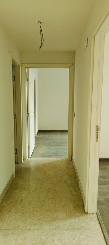Room in 3 BHK Apartment at Ireo The Corridors, Sector 67a – for Sale