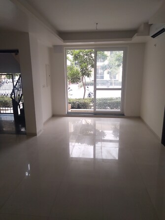 2 BHK Apartment For Resale in BPTP Princess Park Sector 86 Faridabad  7716362