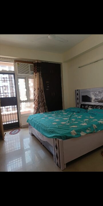 3 BHK Apartment For Rent in Wave Amore Sector 32 Noida  7716442