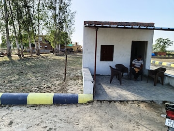  Plot – Exterior View View at Kisan Path - for Sale