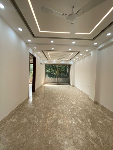 3 BHK Builder Floor For Sale in Sarvapriya Vihar