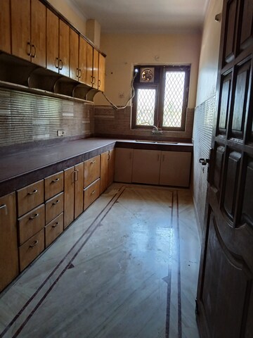 Kitchen in 2 BHK Builder Floor at Masjid Moth – for Sale