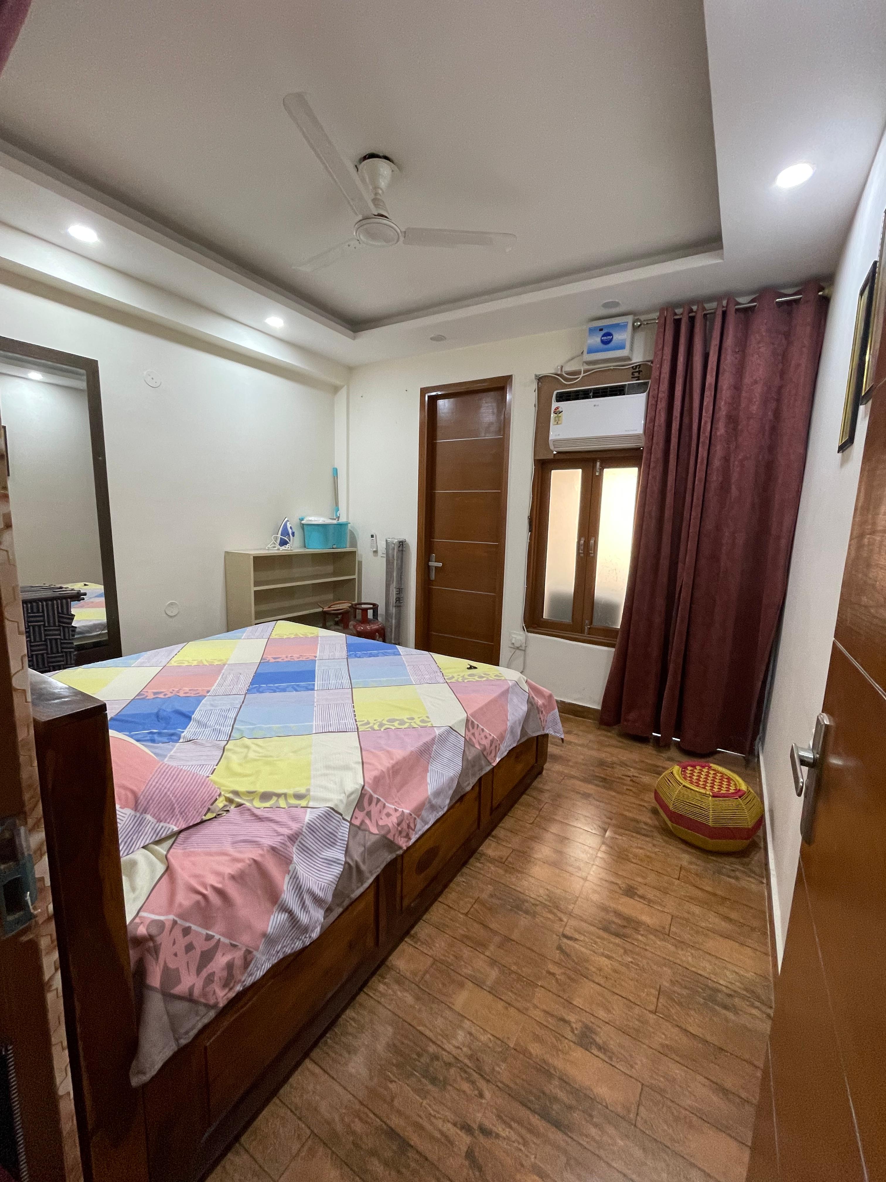 2 BHK Builder Floor For Sale in Chattarpur