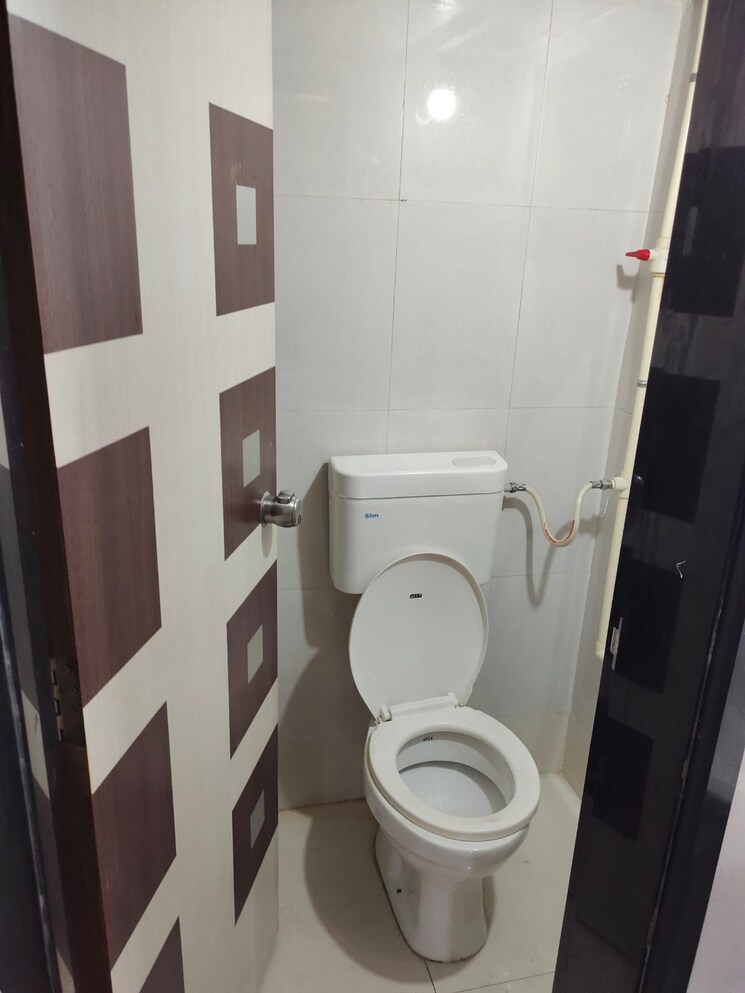 Bathroom, sagar-park-wadgaon-sheri 1 Bedroom 650 Sq.Ft. Apartment In Wadgaon Sheri Pune 7717628