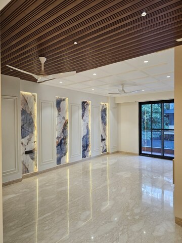 Bedroom in 4 BHK Builder Floor at Sushant Lok 2, Sector 57 – for Sale