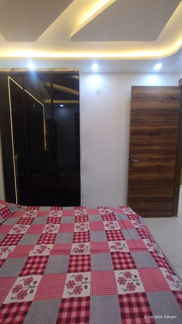 Furnished Amenities in 3 BHK Builder Floor at Uttam Nagar – for Sale