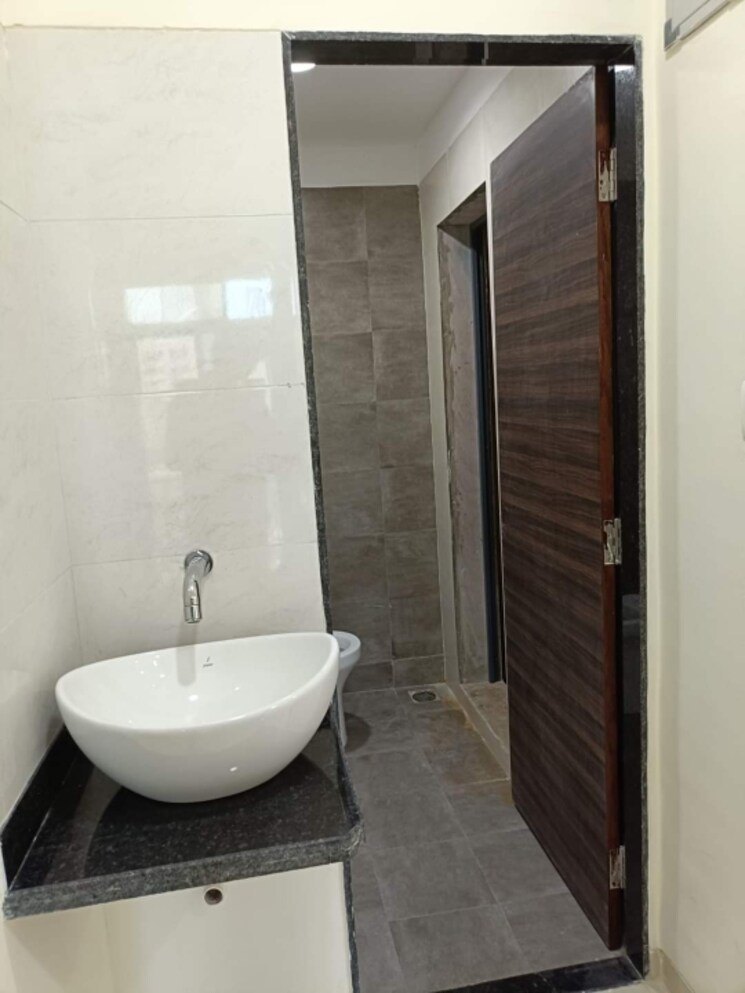 Bathroom, kamothe sector 21 1 Bedroom 685 Sq.Ft. Apartment In Kamothe Sector 21 Navi Mumbai 7718035