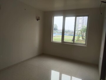 Room in 3 BHK Apartment at Omaxe Lake, North Mullanpur – for Sale