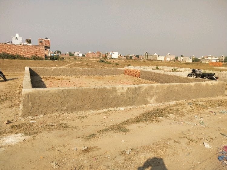 Plot For Resale in Ishwar Nagar Delhi  7718734